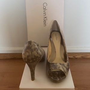 ❣️sold❣️ Brand new Calvin Klein shoes